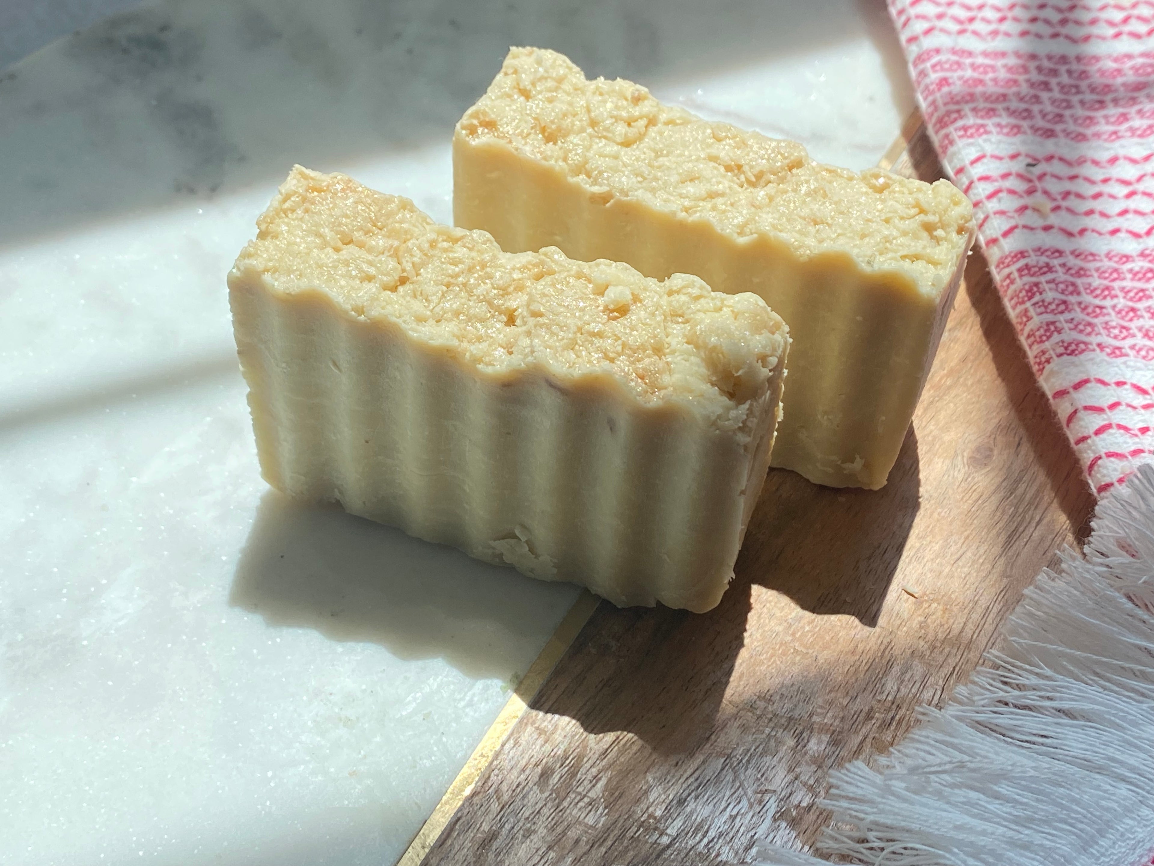 MILK AND HONEY SOAP BAR