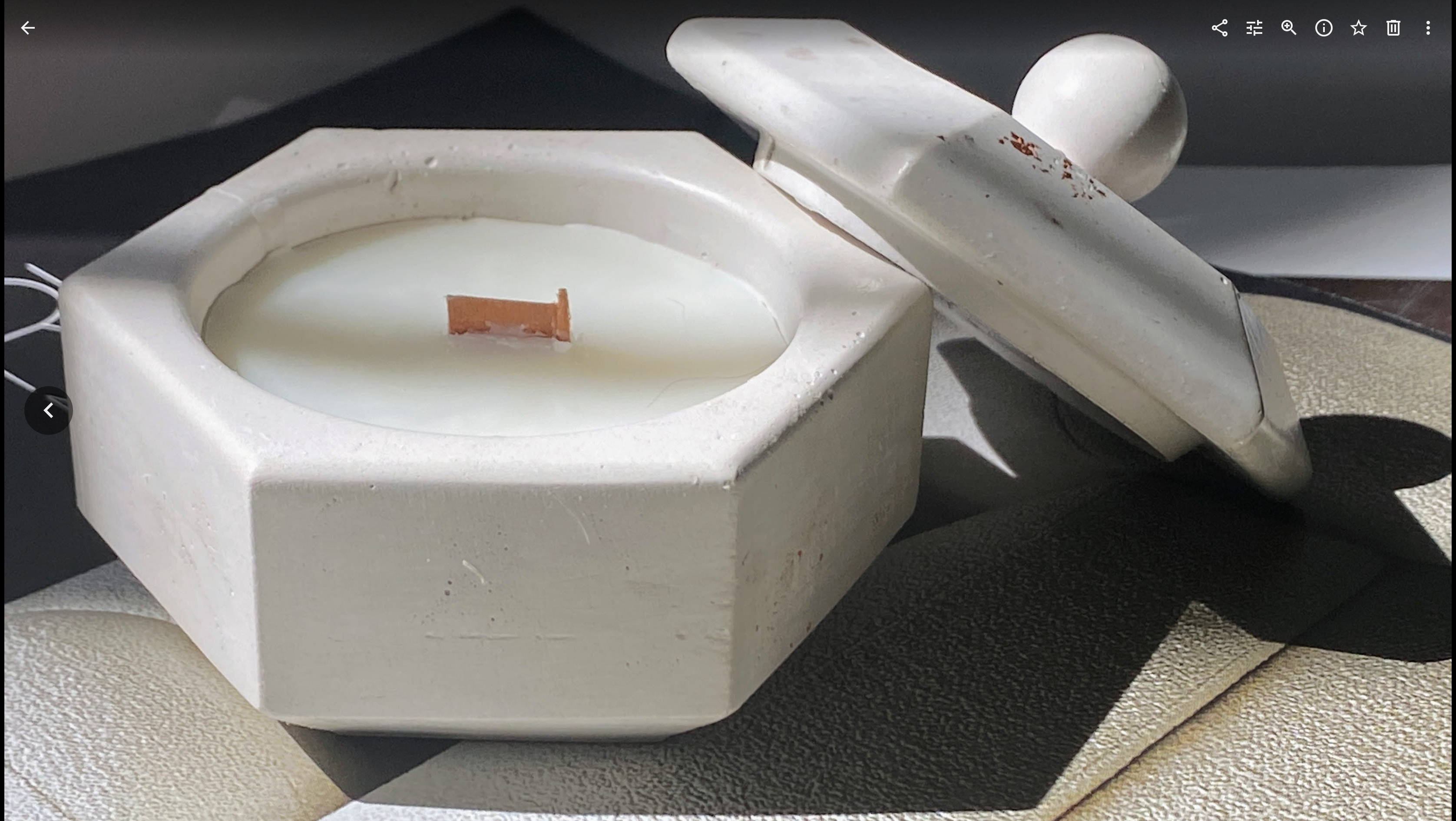 GEOMETRIC CEMENT VESSEL ALL NATURAL CANDLE WITH WOOD LID